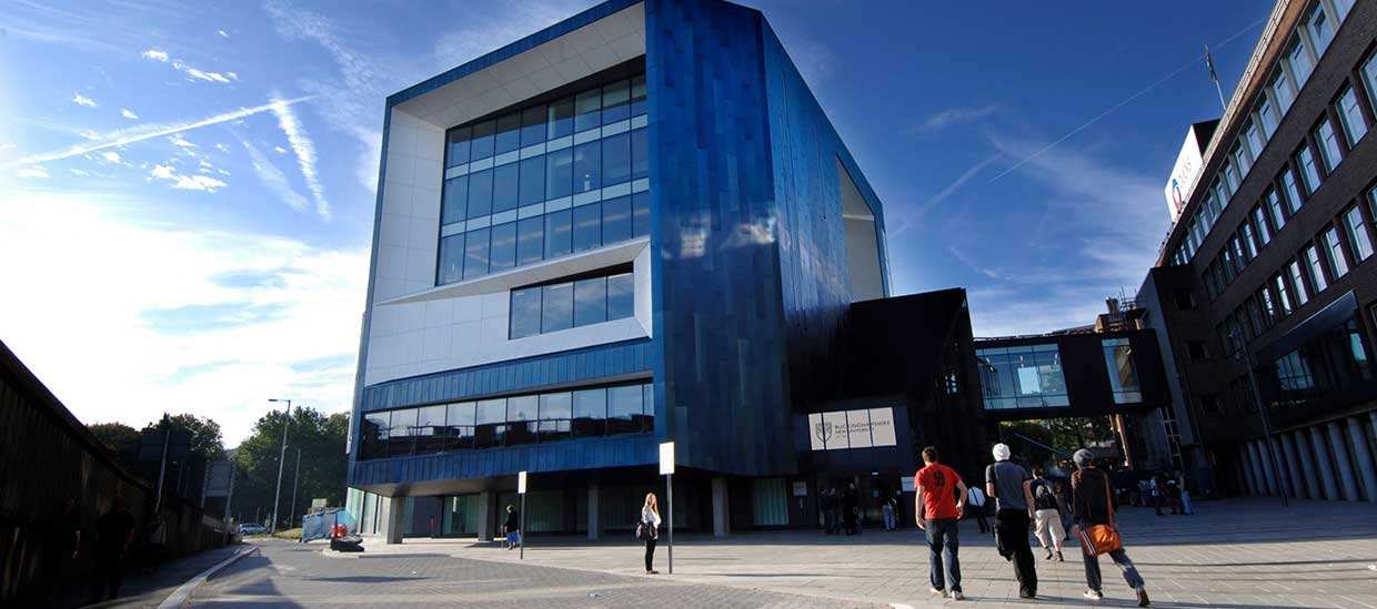 Buckinghamshire New University campus