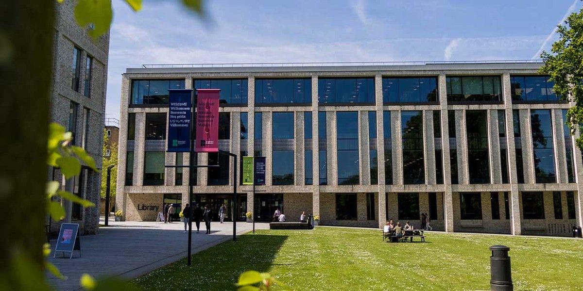university-of-roehampton-cover.jpg